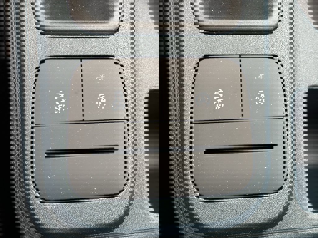 New 2025 Ford Maverick XLT w/ XLT Luxury Package image 26