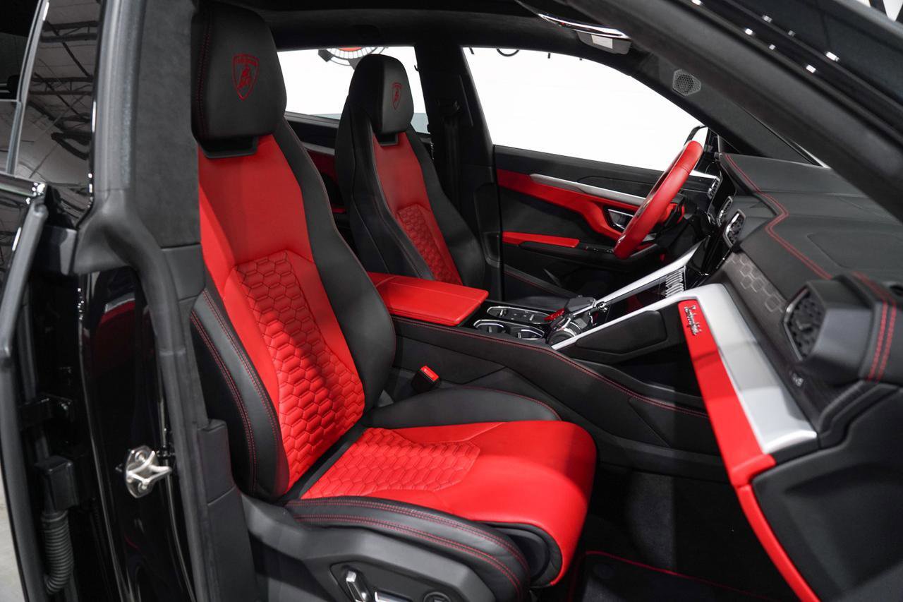 Used 2020 Lamborghini Urus AWD/4WD image 17