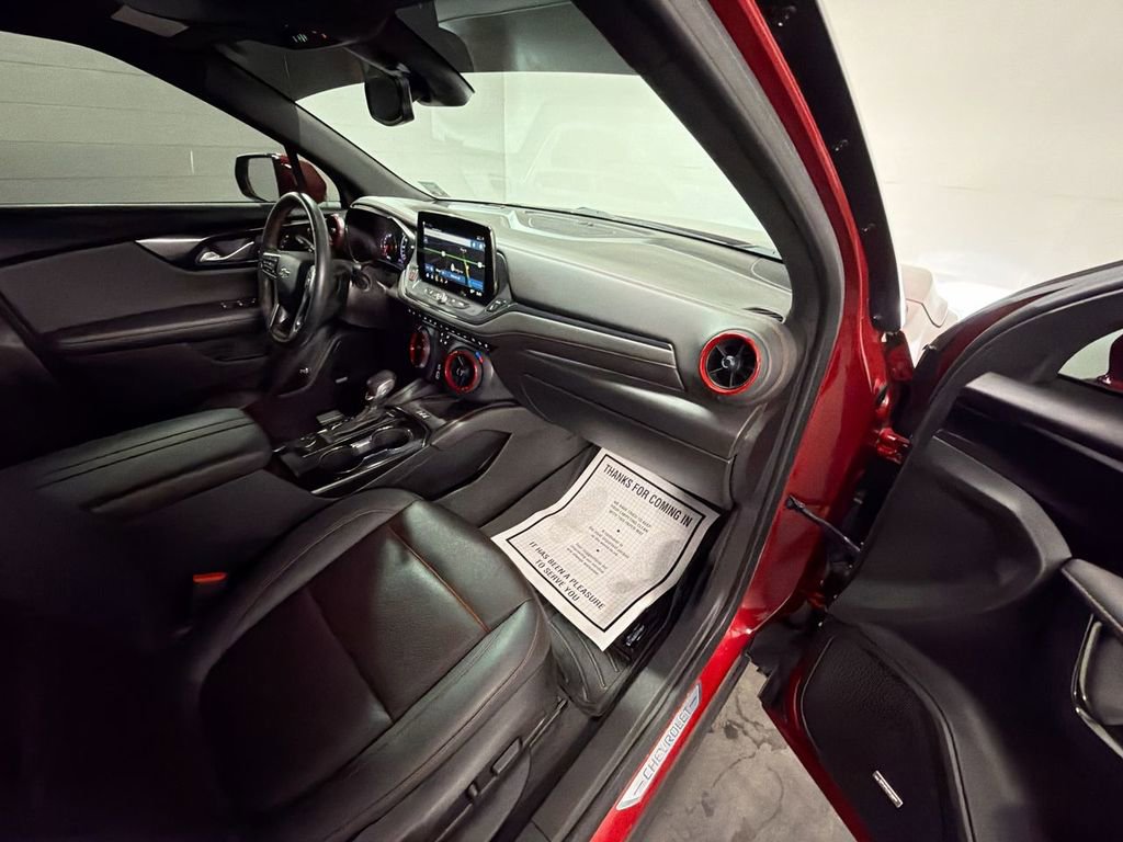 Used 2023 Chevrolet Blazer RS w/ Enhanced Convenience Package FWD image 29