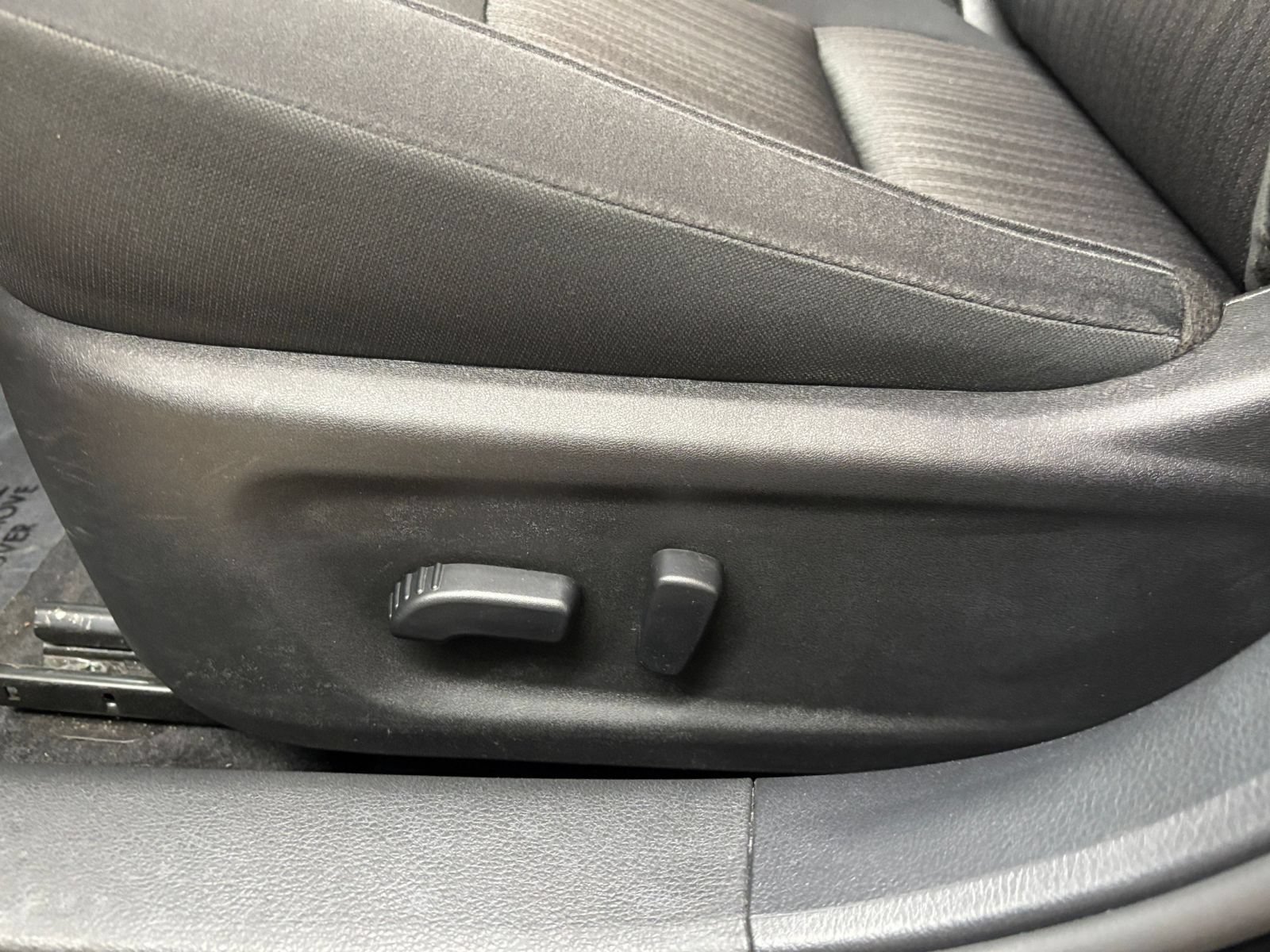 Used 2025 Nissan Altima 2.5 SV FWD image 22