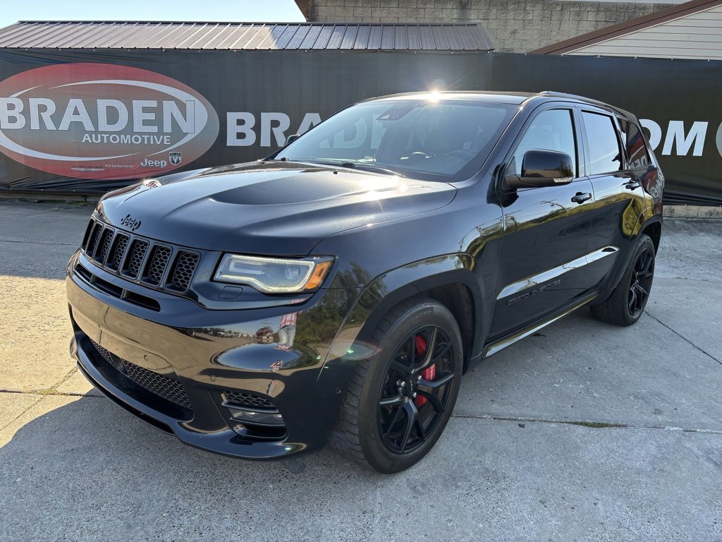 Used 2020 Jeep Grand Cherokee SRT image 3