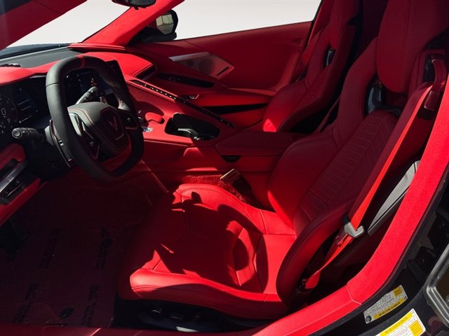 Used 2024 Chevrolet Corvette Stingray Premium Cpe w/ Z51 Performance Package image 9