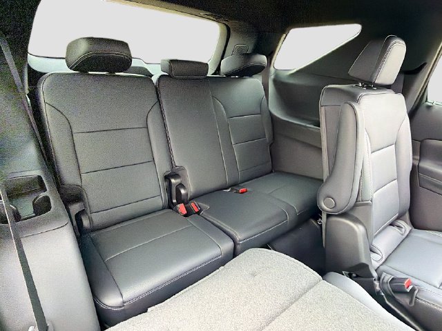 New 2026 Chevrolet Traverse LT FWD image 29