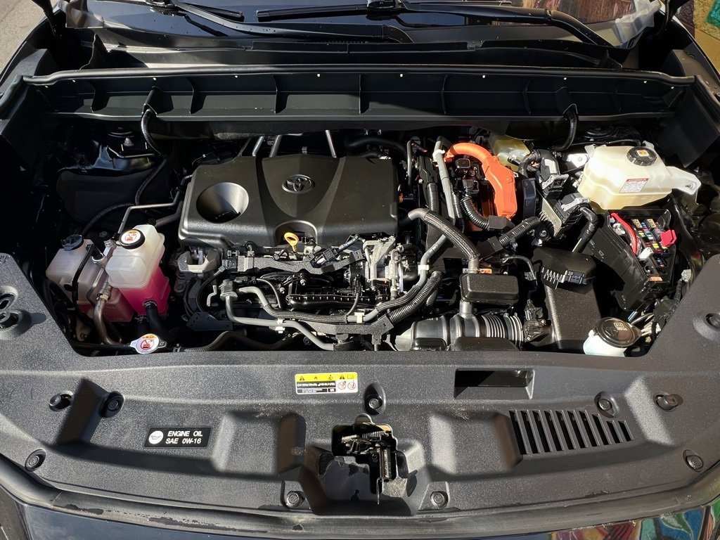 Used 2021 Toyota Highlander LE image 45