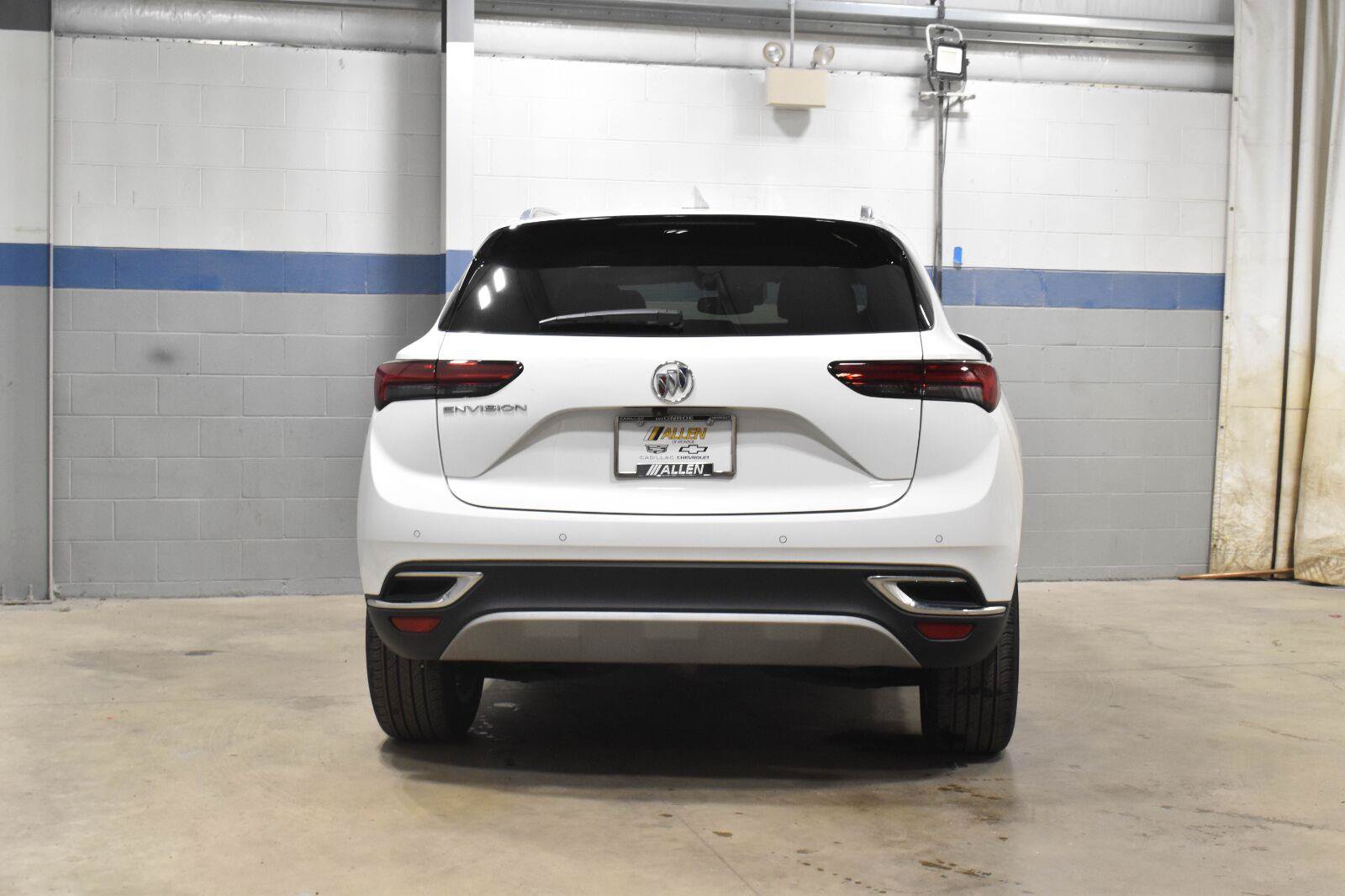 Used 2023 Buick Envision Essence FWD image 23