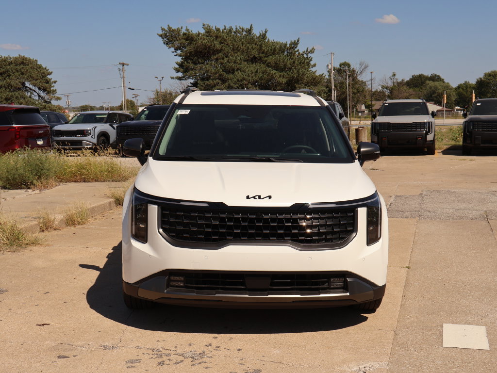 New 2027 Kia Carnival SX w/ Dark Edition Package FWD image 2