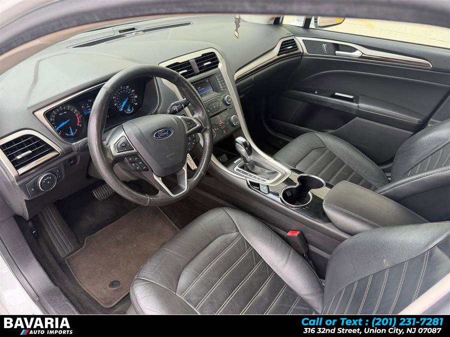 Used 2014 Ford Fusion SE w/ Equipment Group 202A FWD image 20