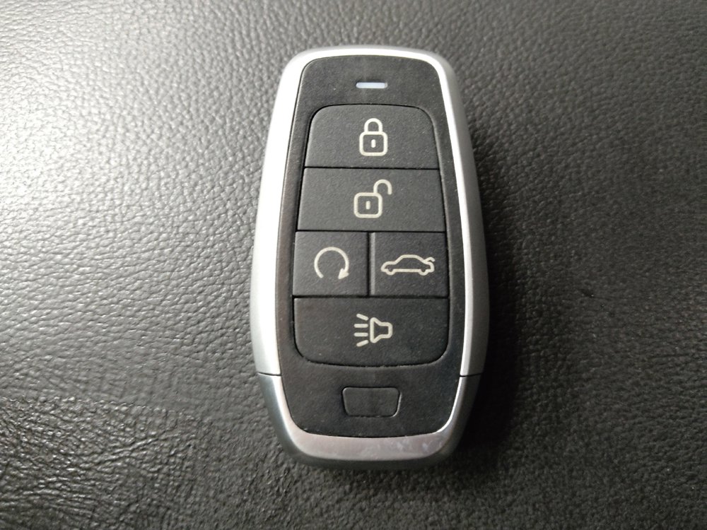 Used 2019 Ford Escape SE FWD image 32