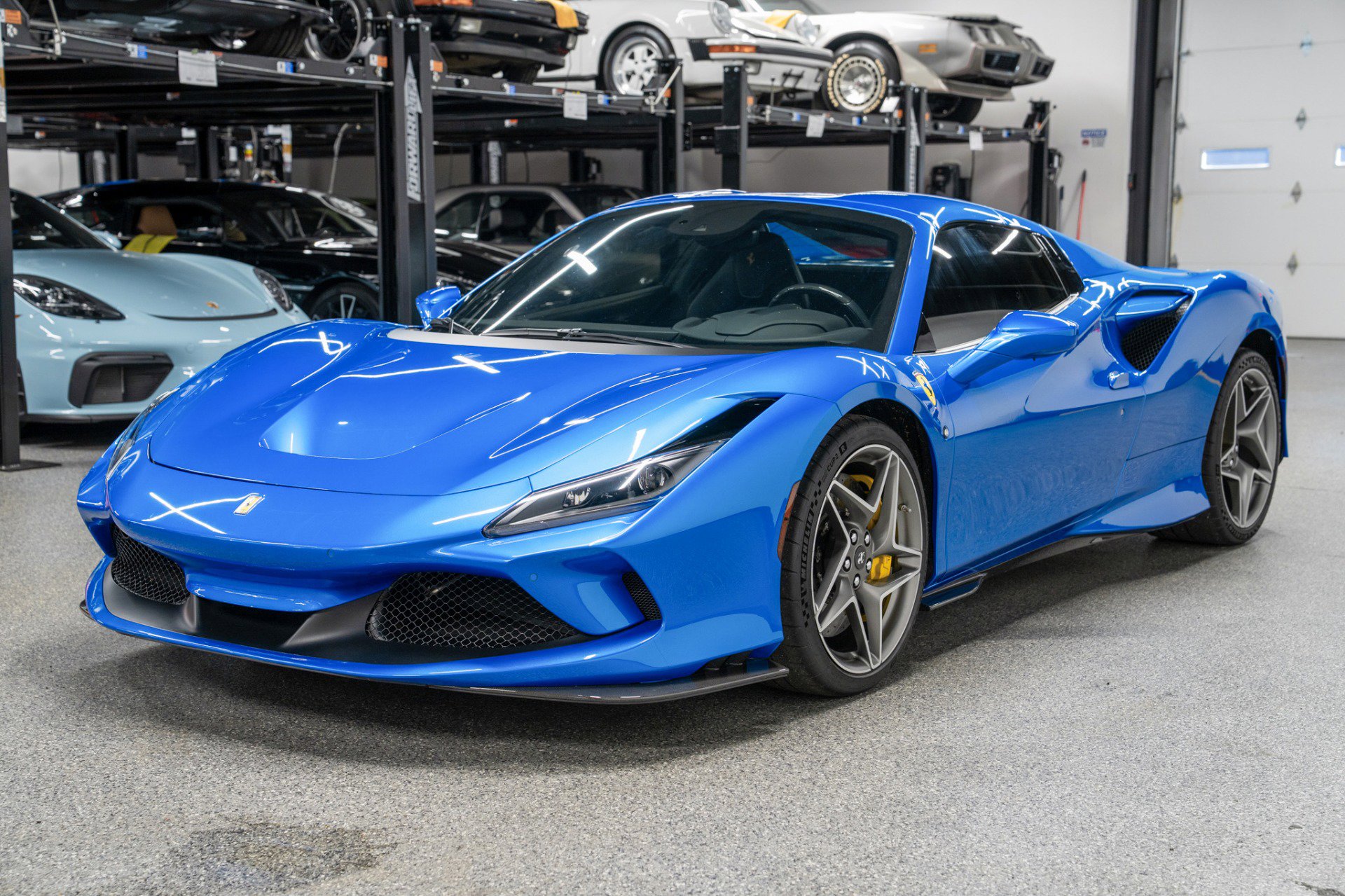 Used 2021 Ferrari F8 Tributo image 39
