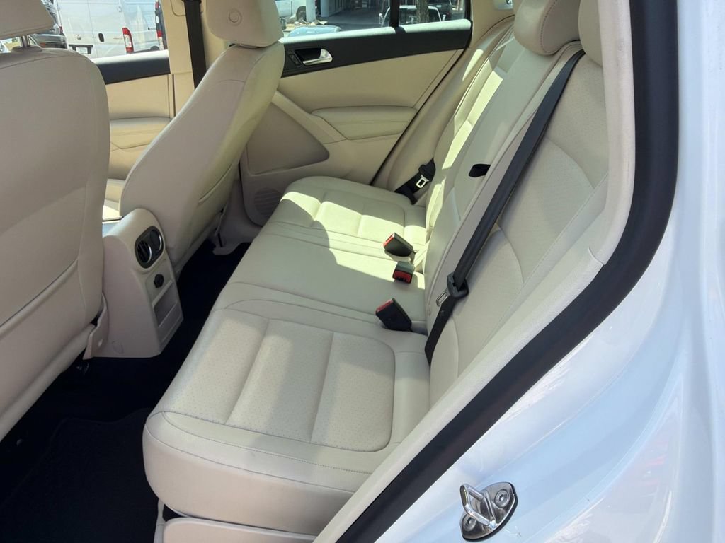 Used 2017 Volkswagen Tiguan Wolfsburg Edition FWD image 14