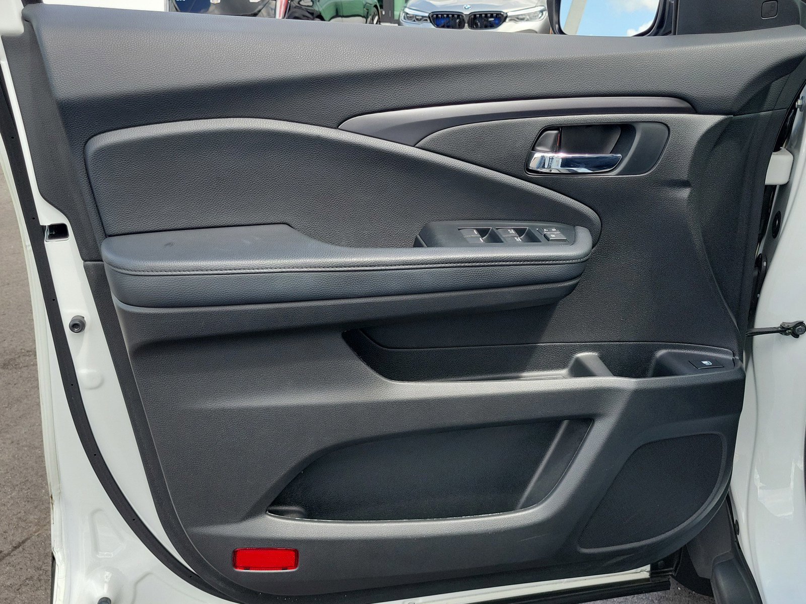 Used 2022 Honda Pilot Sport image 13