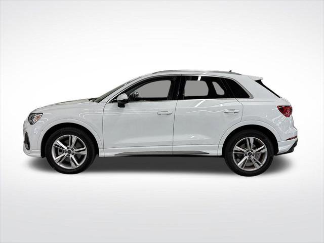 Certified 2024 Audi Q3 2.0T Premium Plus w/ Premium Plus Package AWD/4WD image 2