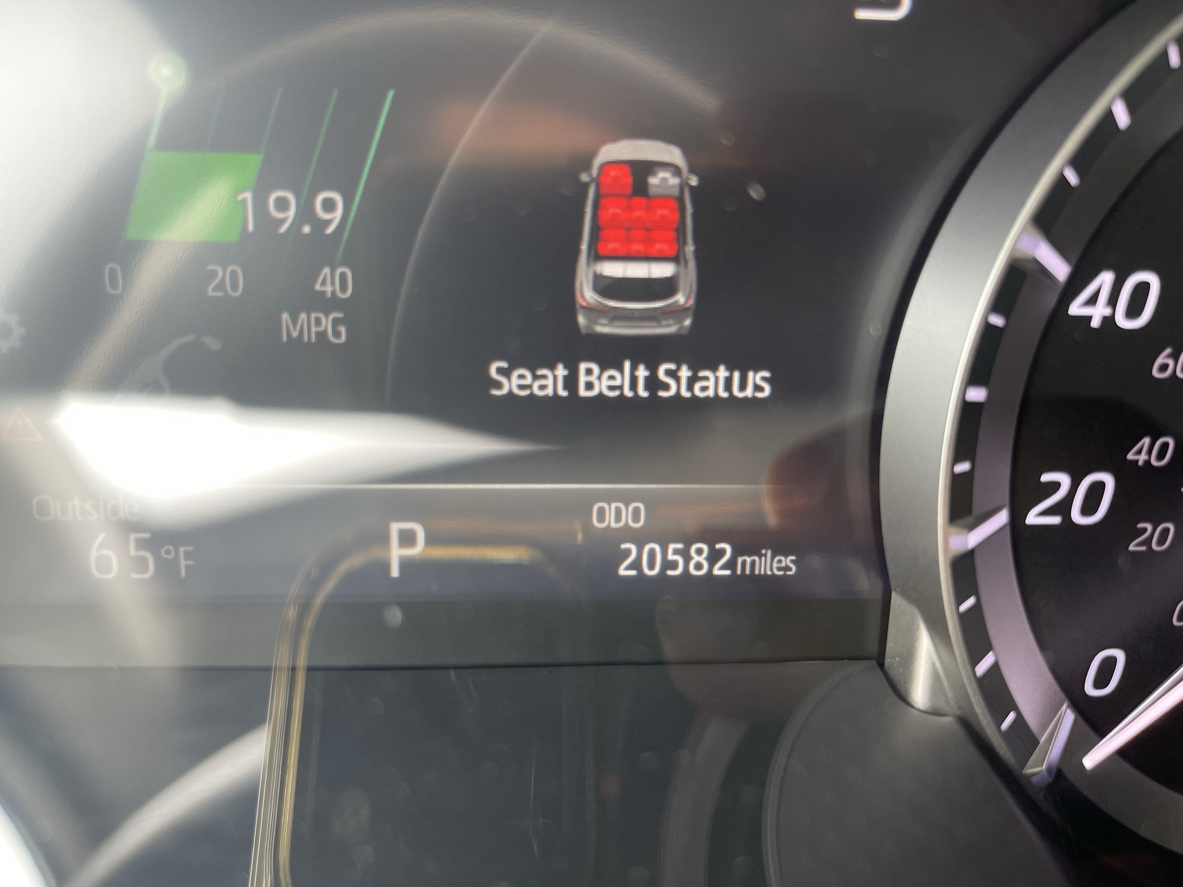 Used 2023 Toyota Highlander XLE FWD image 11