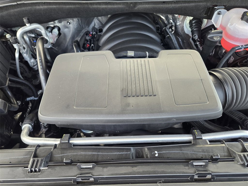 New 2026 Chevrolet Suburban LT w/ Comfort Package image 17