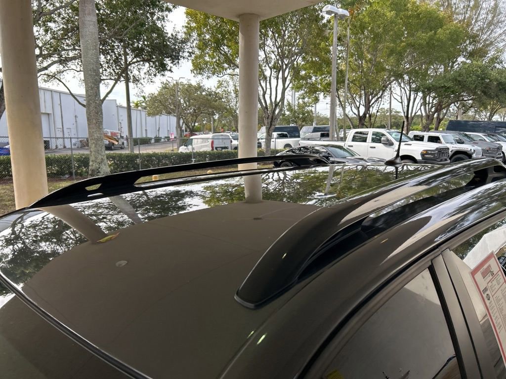 Used 2023 Jeep Cherokee Altitude Lux image 18