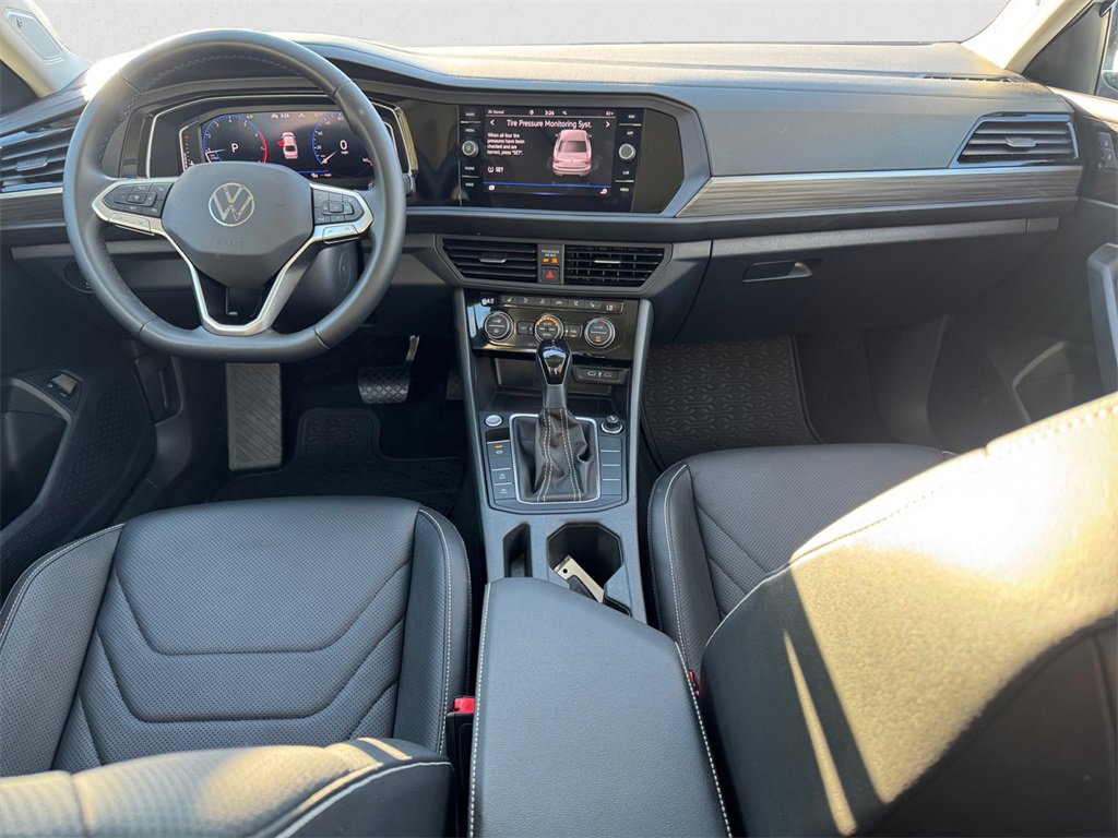 Certified 2024 Volkswagen Jetta SEL image 10