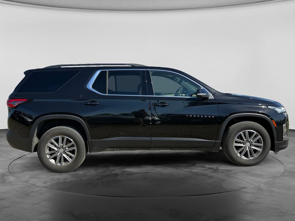 Used 2024 Chevrolet Traverse LT AWD/4WD image 11