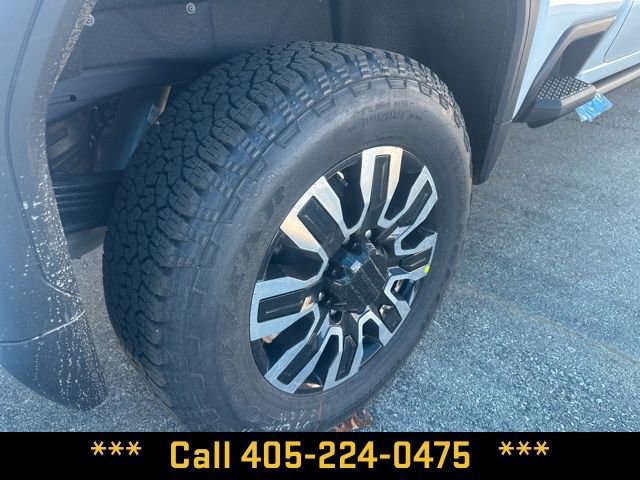 New 2026 GMC Sierra 2500 Denali Ultimate image 8