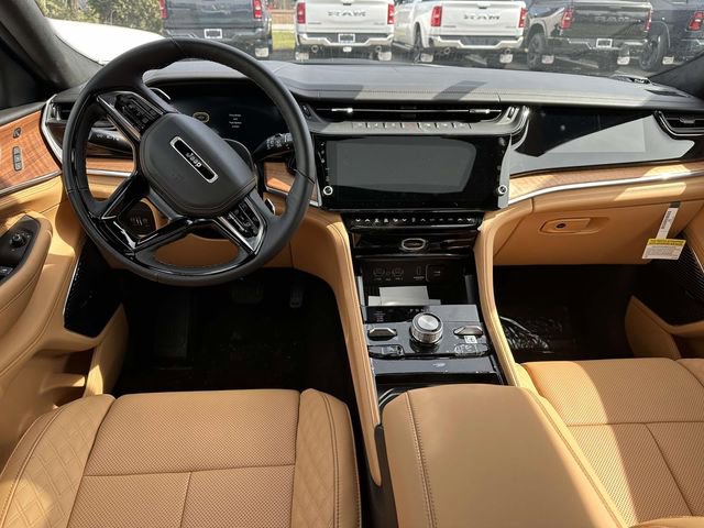 New 2026 Jeep Grand Cherokee Summit image 2