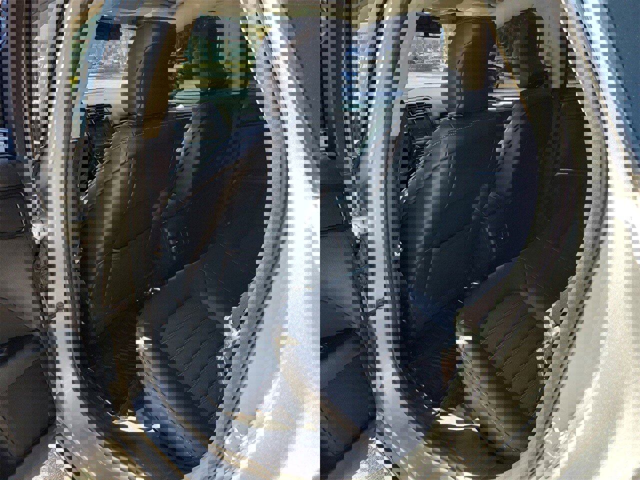 Used 2018 Ford Fusion SE w/ Equipment Group 201A image 8