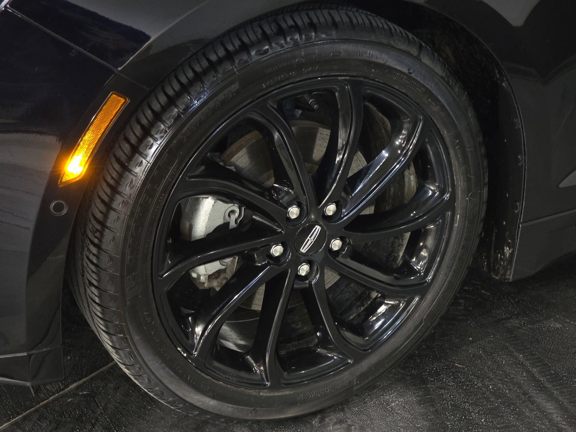 Used 2020 Lincoln MKZ Reserve w/ Luxury Package image 14