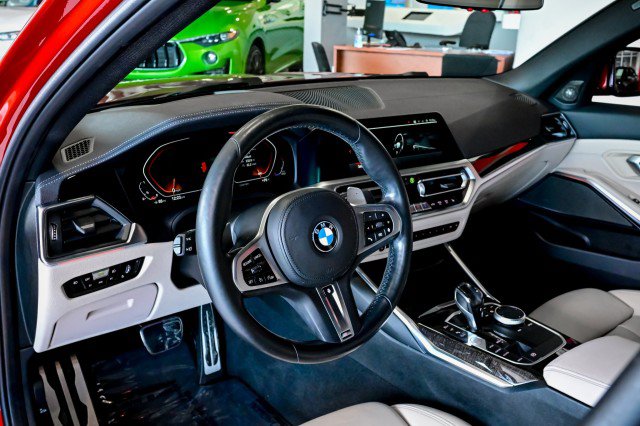 Used 2021 BMW 330i xDrive Sedan w/ M Sport Package AWD/4WD image 14