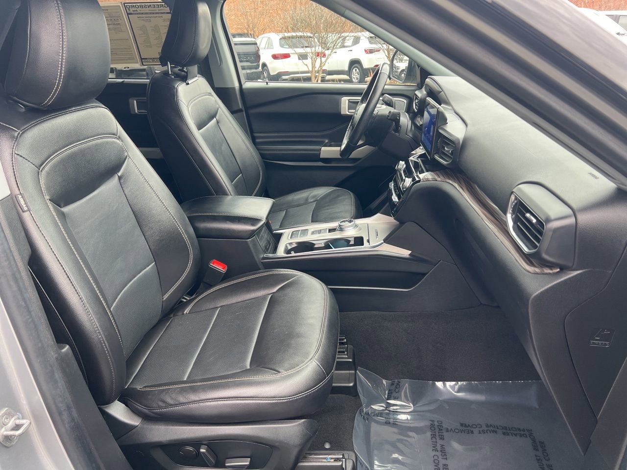 Used 2022 Ford Explorer Limited image 27