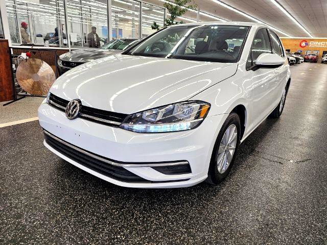 Used 2019 Volkswagen Golf S image 1