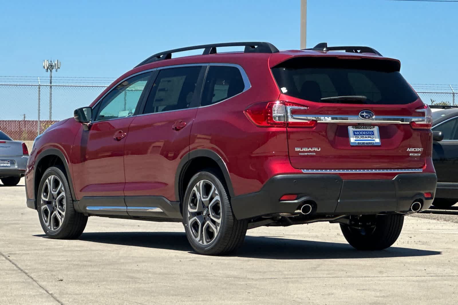 New 2026 Subaru Ascent Limited w/ Popular Package #2 AWD/4WD image 5