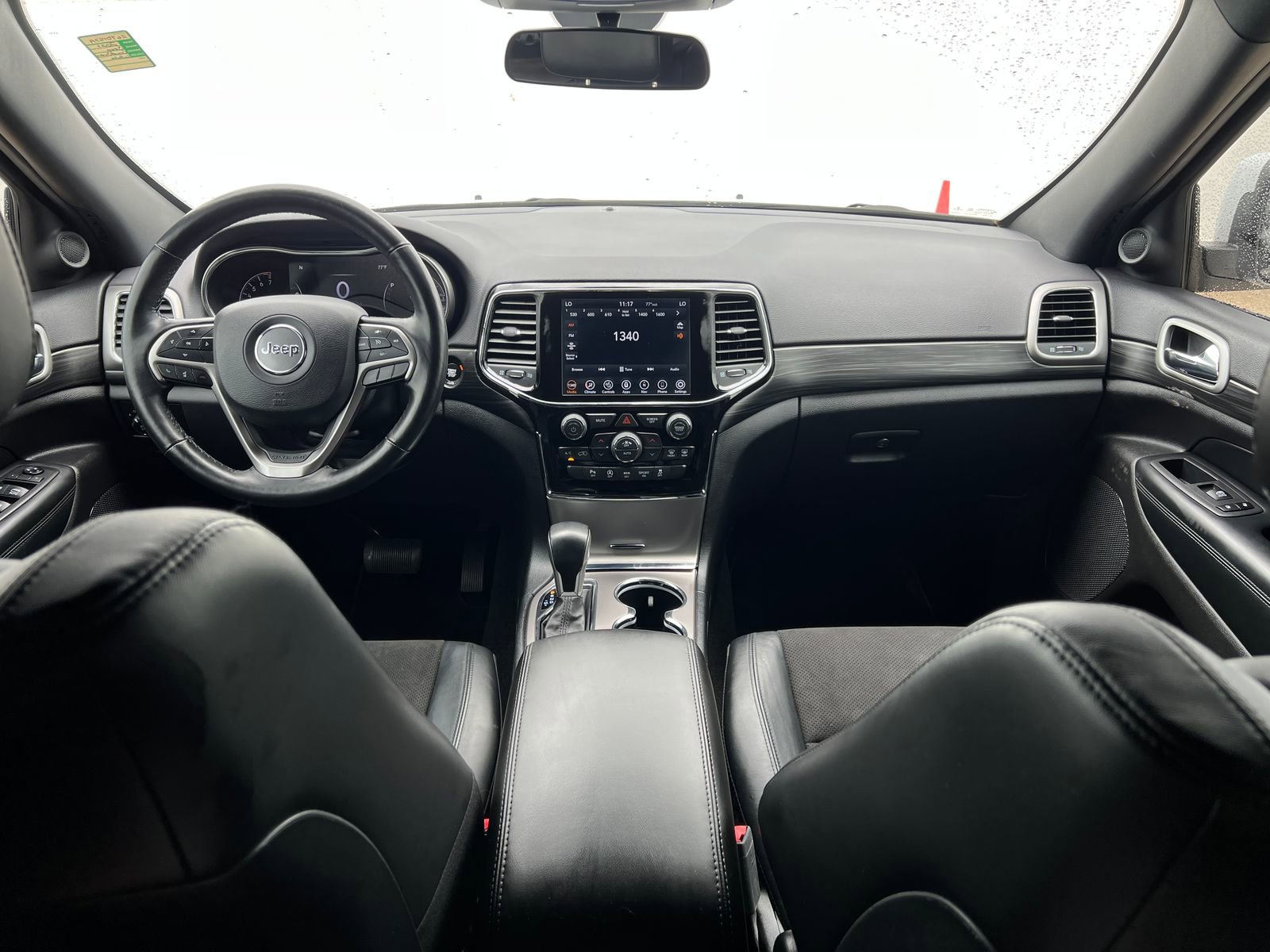 Used 2021 Jeep Grand Cherokee Laredo X RWD image 22