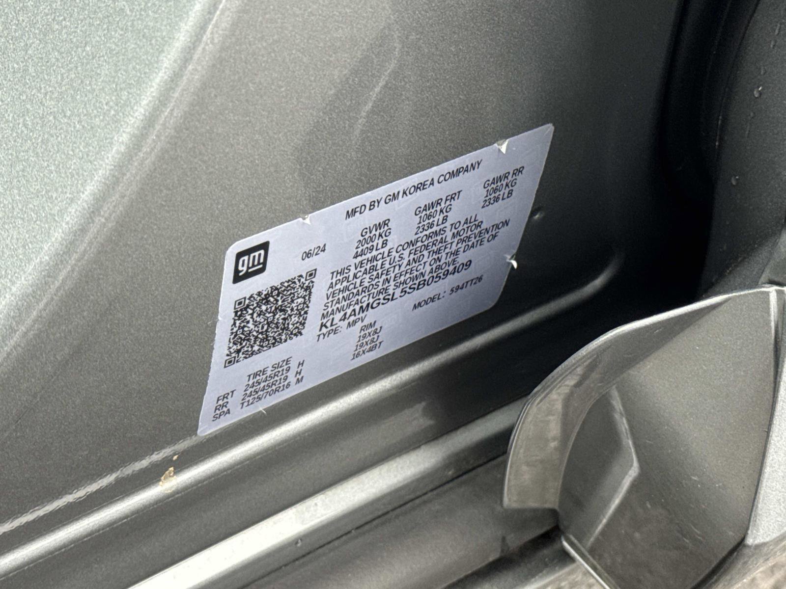 Used 2025 Buick Encore GX Avenir w/ Avenir Convenience Package image 31