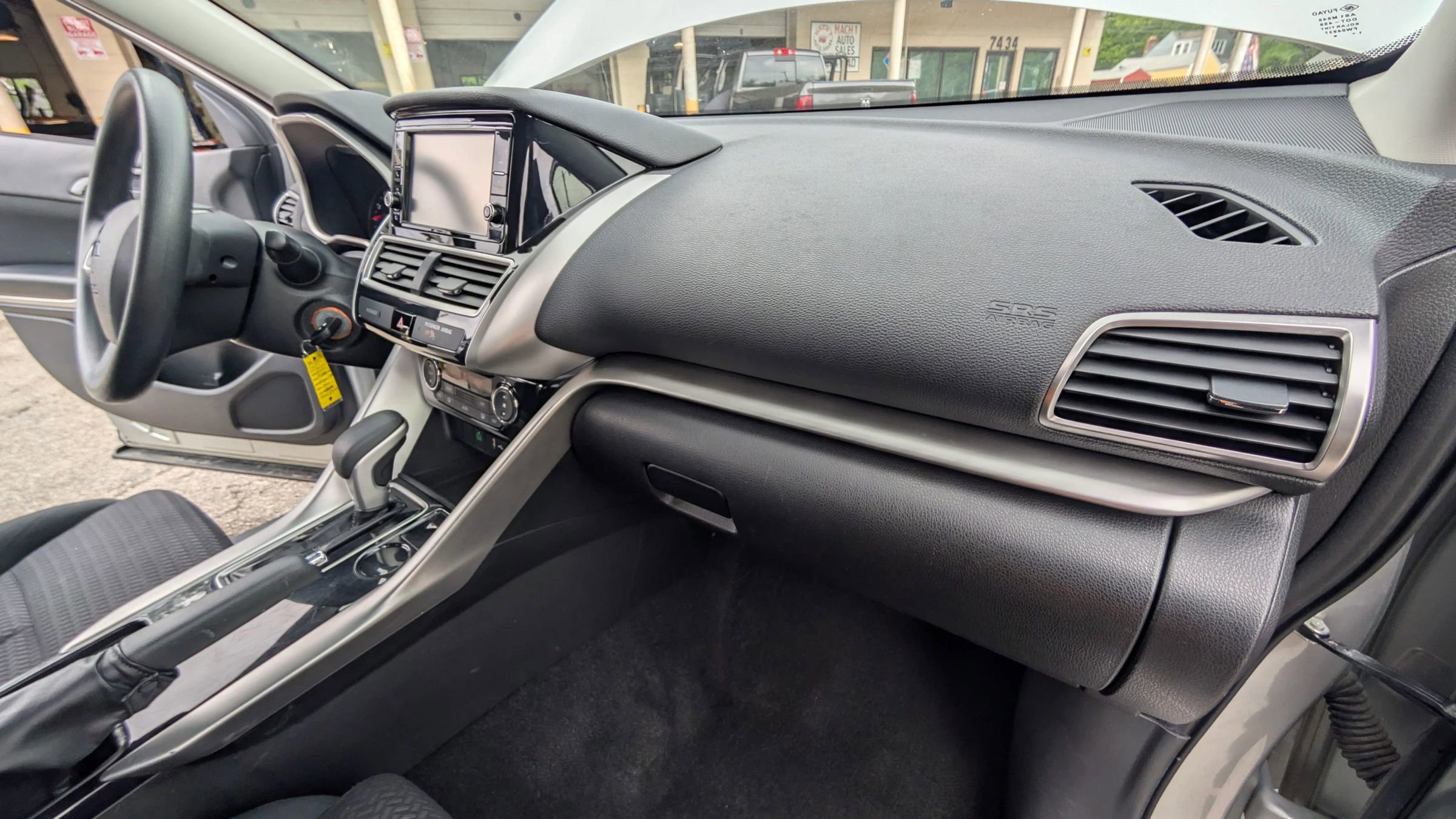 Used 2020 Mitsubishi Eclipse Cross ES FWD image 18