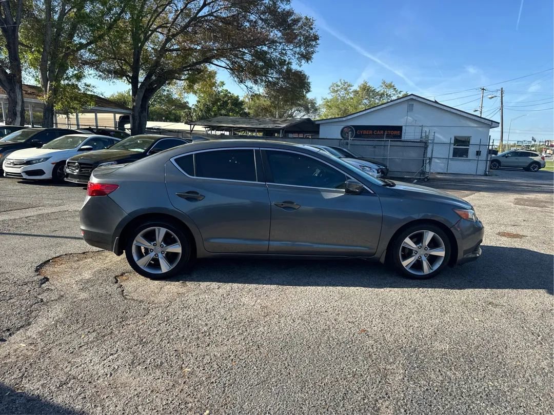 Used 2014 Acura ILX image 4