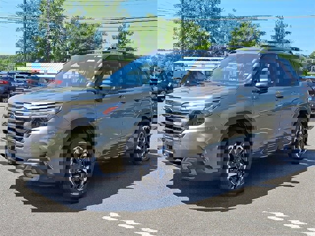 New 2025 Subaru Forester Limited image 3