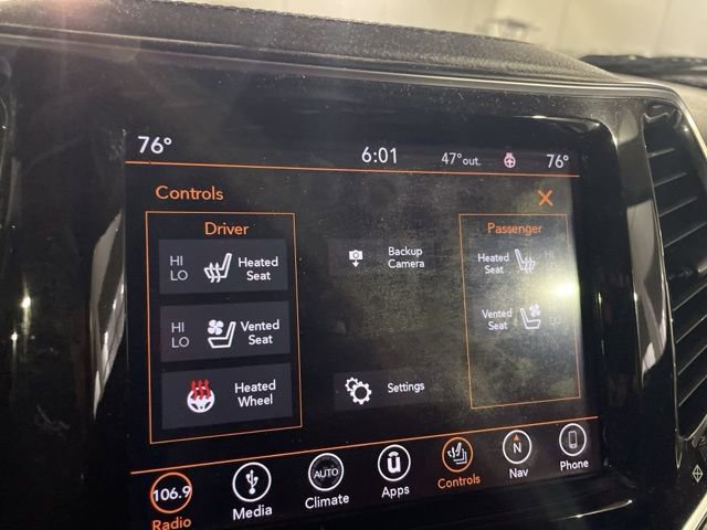 Used 2019 Jeep Cherokee Limited w/ Luxury Group image 7