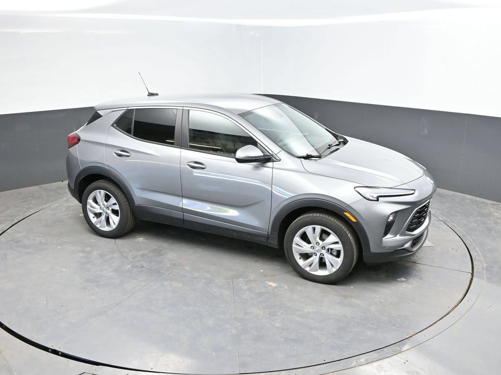 Used 2025 Buick Encore GX Preferred AWD/4WD image 28