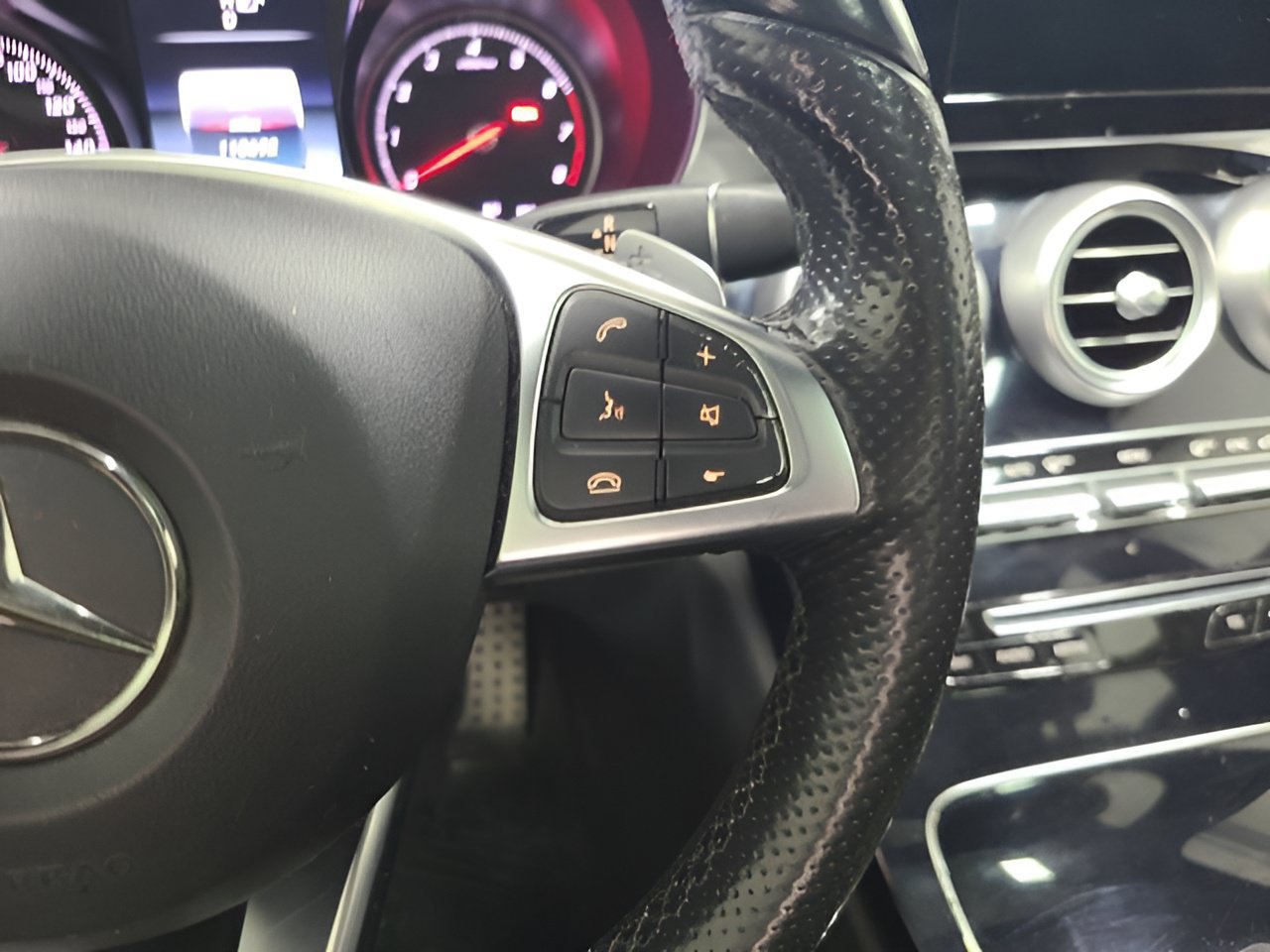 Used 2015 Mercedes-Benz C 300 4MATIC Sedan image 26