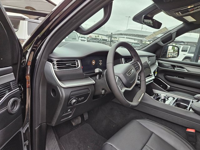 New 2026 Jeep Grand Wagoneer L Limited AWD/4WD image 3