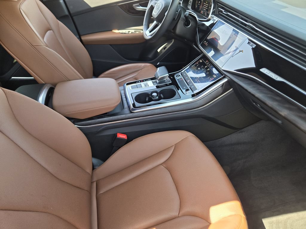 Certified 2023 Audi Q8 Premium Plus w/ Premium Plus Package AWD/4WD image 18