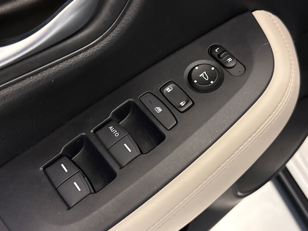 Certified 2024 Honda HR-V LX image 20