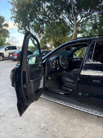 Used 2018 Mercedes-Benz GLE 350 w/ Premium 1 Package image 10