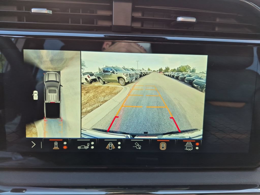 Used 2024 GMC Sierra 1500 AT4 w/ Technology Package AWD/4WD image 31
