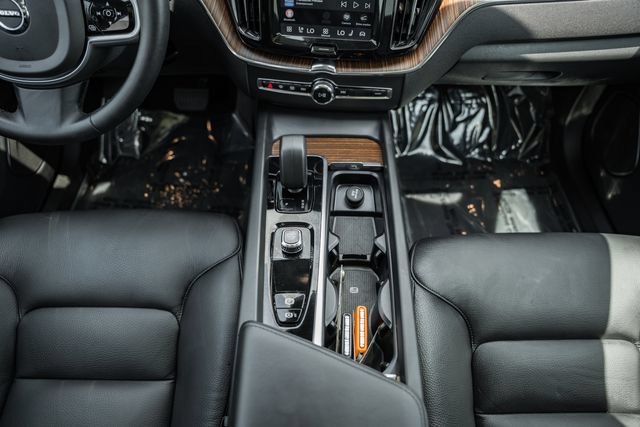 Certified 2023 Volvo XC60 B5 Plus w/ Climate Package AWD/4WD image 26