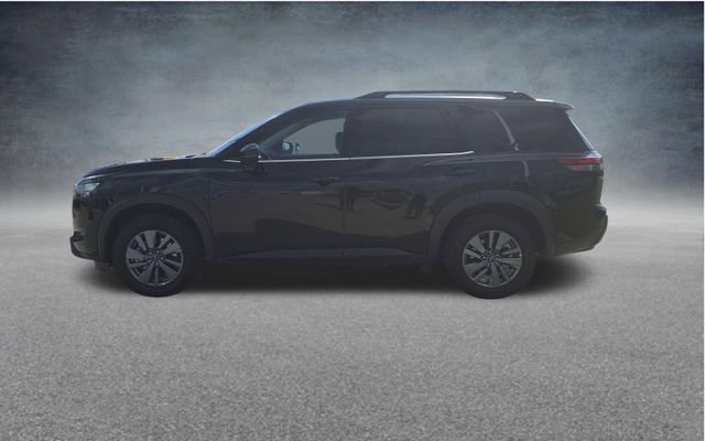 Used 2025 Nissan Pathfinder SV FWD image 5