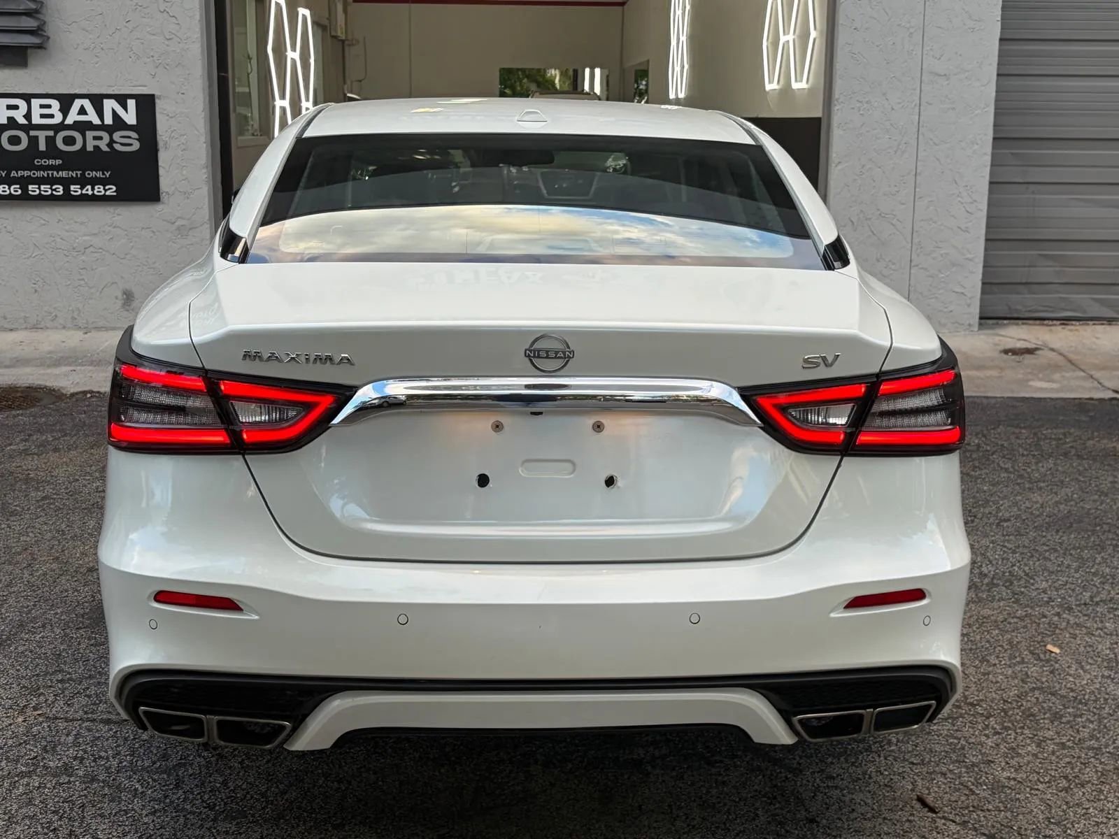 Used 2023 Nissan Maxima SV w/ Floor Mat Group FWD image 23