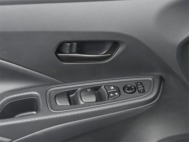 Used 2025 Nissan Versa S w/ Trunk Package image 12