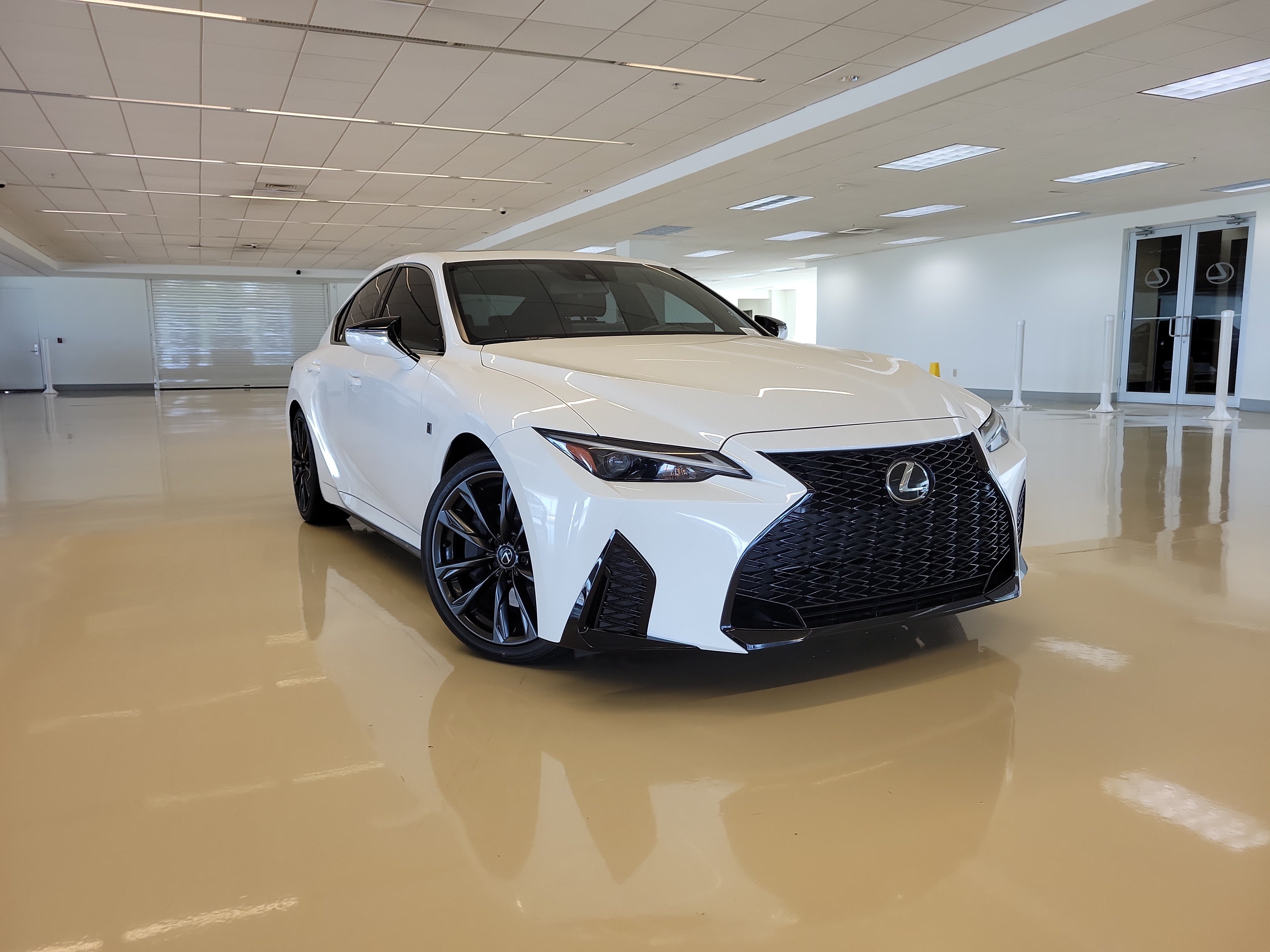 Used 2025 Lexus IS 350 F Sport RWD image 2