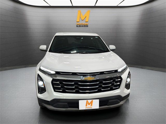 Used 2025 Chevrolet Equinox LT image 3