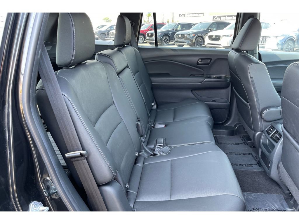 Certified 2023 Honda Passport EX-L image 18