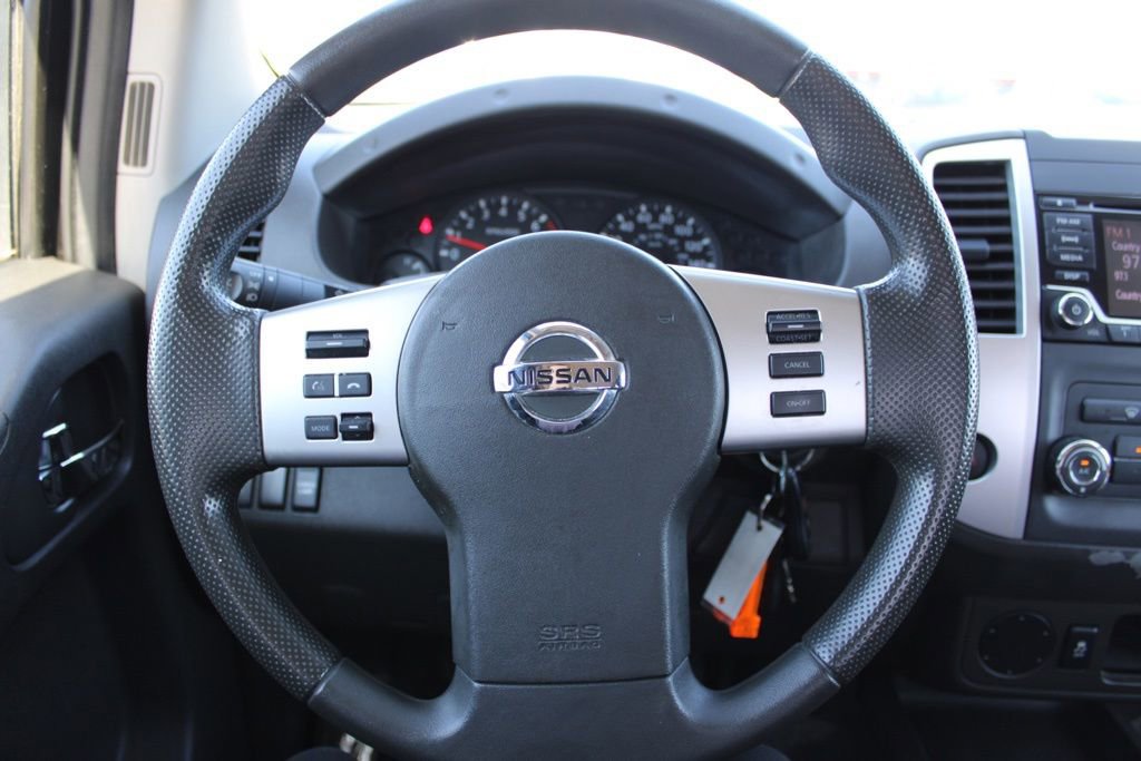 Used 2017 Nissan Frontier SV image 24